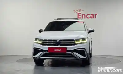 Volkswagen Tiguan 2022 2.0 Автомат в Москве № 168541, миниатюра 2