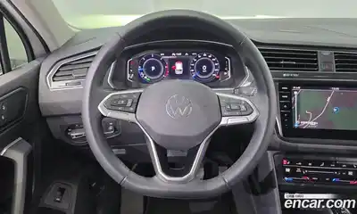 Volkswagen Tiguan 2023 2.0 Автомат в Москве № 168566, миниатюра 9