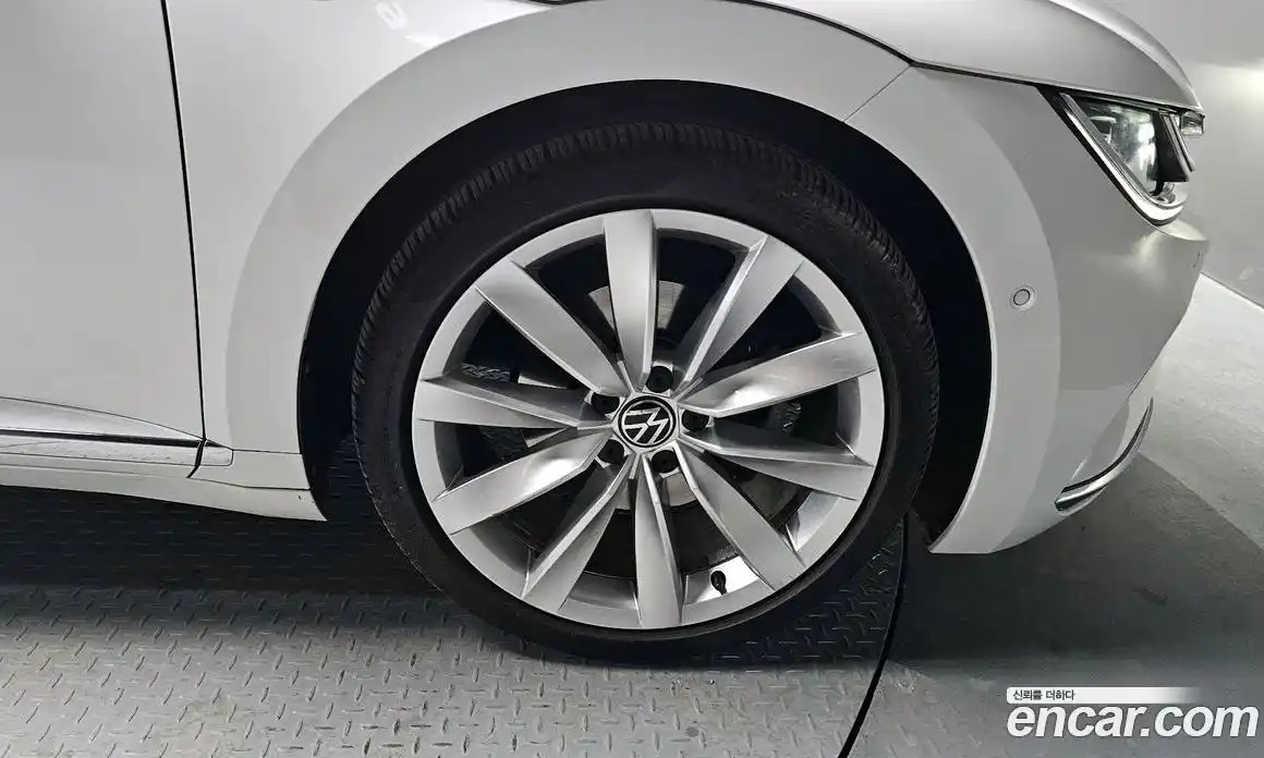 Volkswagen Arteon 2022 2.0 Автомат в Москве № 168690, фото 18