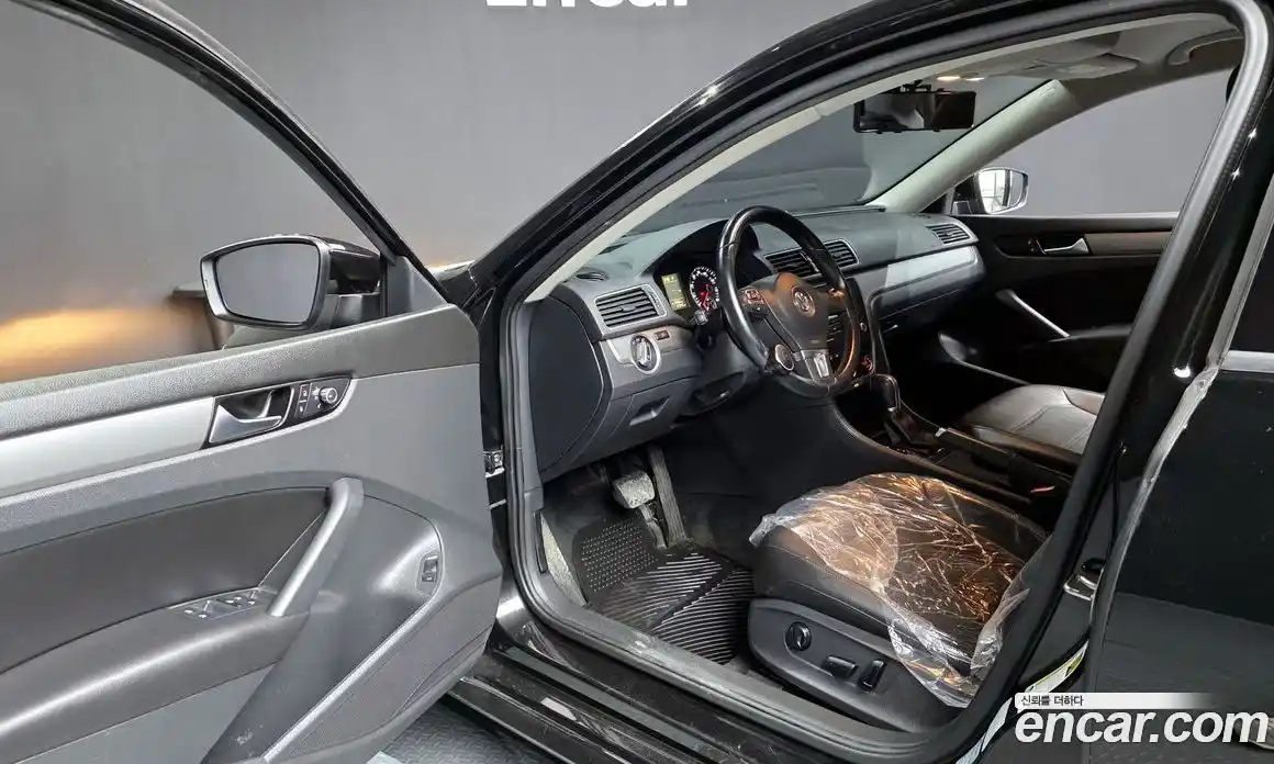 Volkswagen Passat 2015 1.8 Автомат в Москве № 169116, фото 13