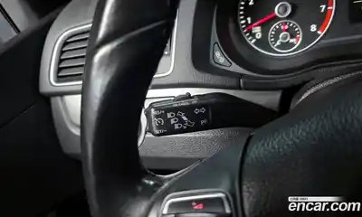 Volkswagen Passat 2015 1.8 Автомат в Москве № 169116, миниатюра 4