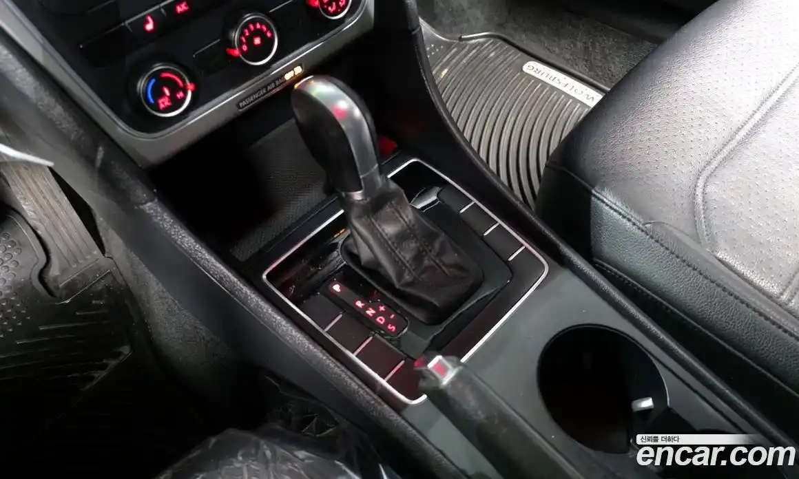 Volkswagen Passat 2015 1.8 Автомат в Москве № 169116, фото 6