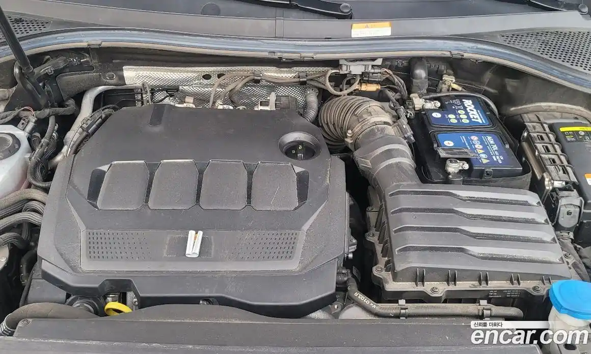 Volkswagen Tiguan 2021 2.0 Автомат в Москве № 169201, фото 17