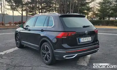 Volkswagen Tiguan 2021 2.0 Автомат в Москве № 169201, миниатюра 2