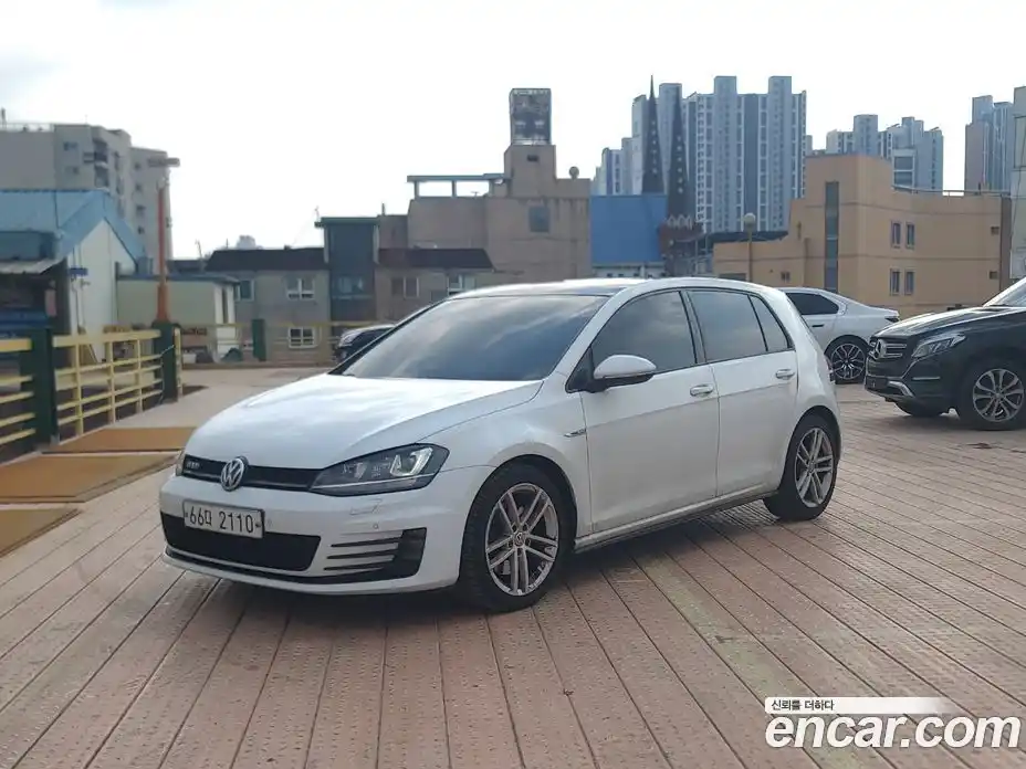 Volkswagen Golf 2014 2.0 Автомат в Москве № 169298, фото 1