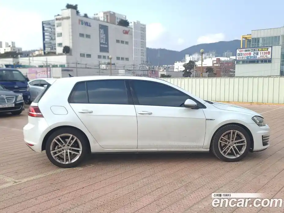 Volkswagen Golf 2014 2.0 Автомат в Москве № 169298, фото 4