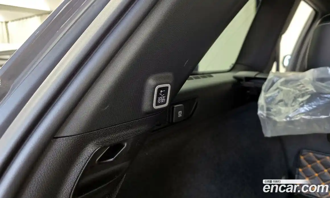 Jeep Cherokee 2023 3.6 Автомат в Москве № 169360, фото 1