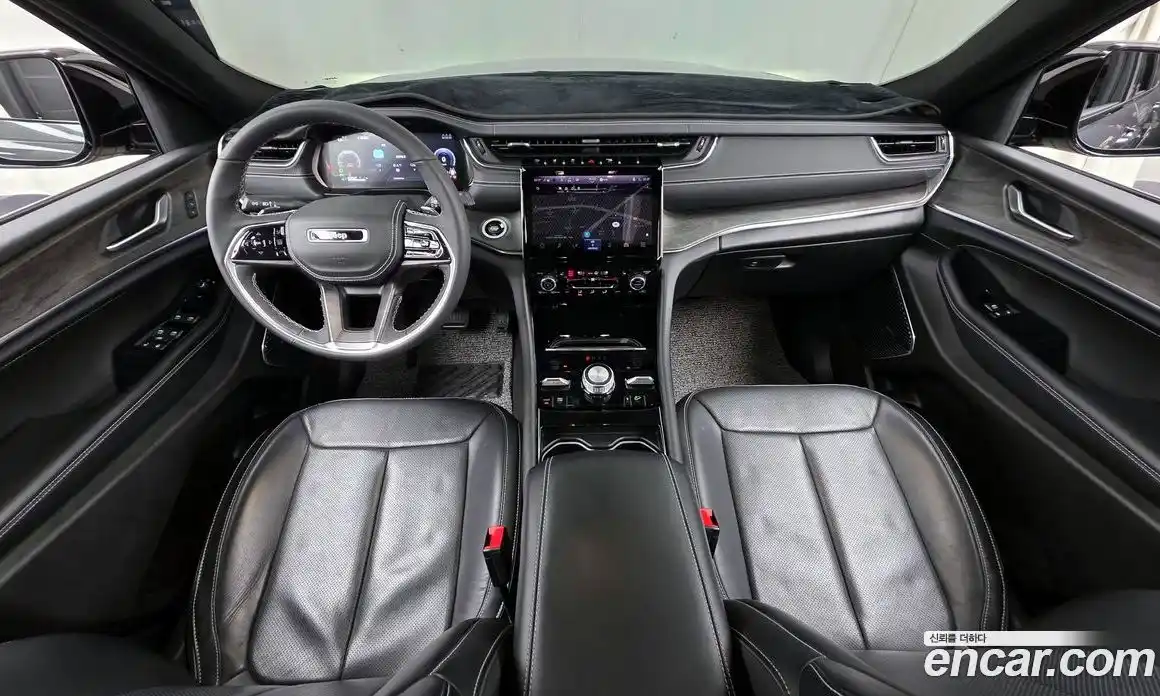 Jeep Cherokee 2023 3.6 Автомат в Москве № 169360, фото 15