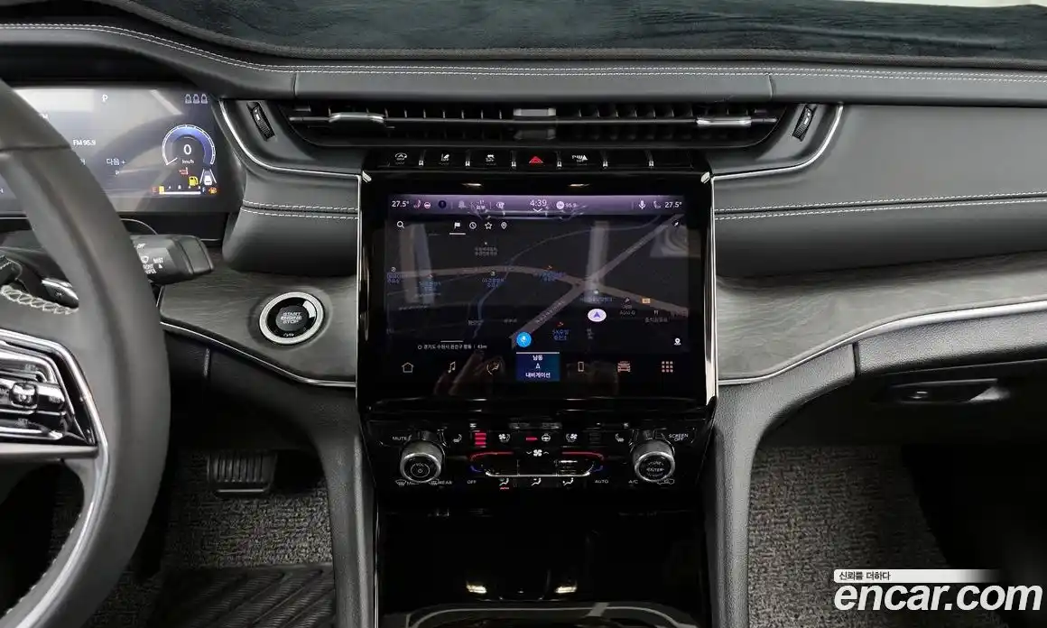 Jeep Cherokee 2023 3.6 Автомат в Москве № 169360, фото 3