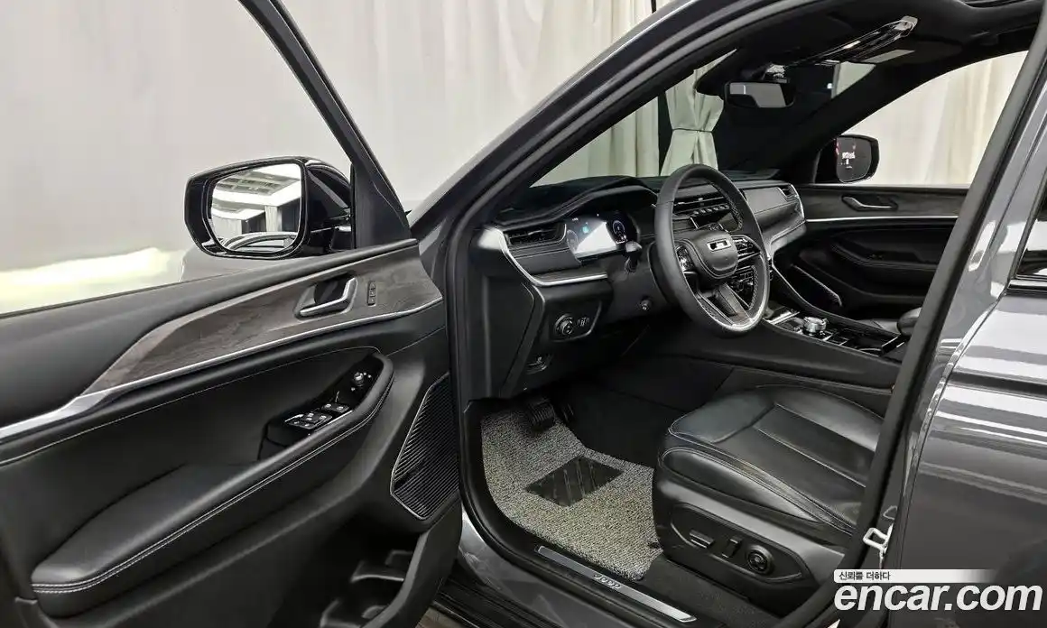 Jeep Cherokee 2023 3.6 Автомат в Москве № 169360, фото 9