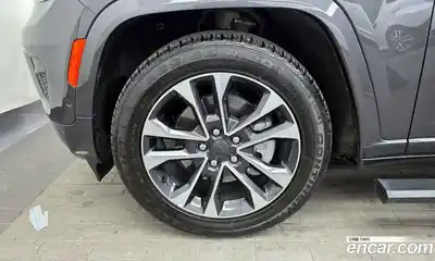 Jeep Cherokee 2023 3.6 Автомат в Москве № 169360, миниатюра 10