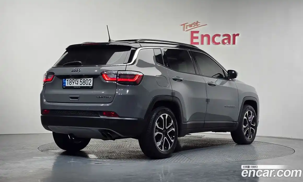 Jeep Compass 2022 2.4 Автомат в Москве № 169690, фото 11