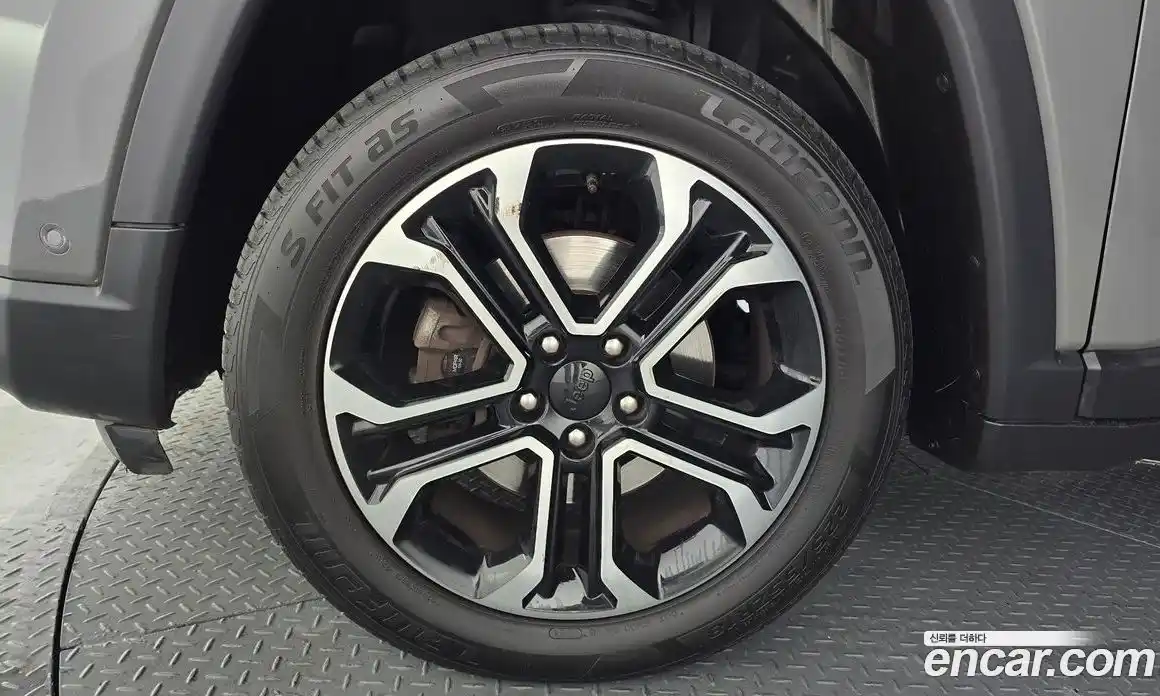 Jeep Compass 2022 2.4 Автомат в Москве № 169690, фото 20