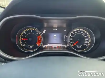 Jeep Cherokee 2015 2.0 Автомат в Москве № 170055, миниатюра 9