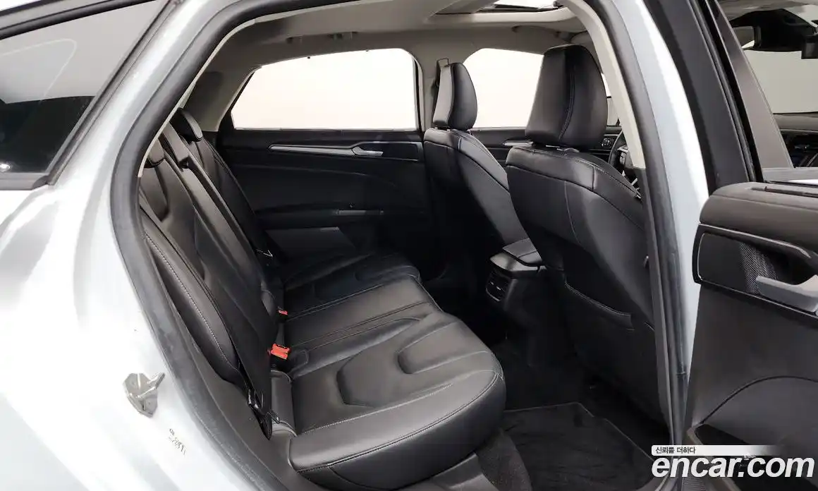 Ford Mondeo 2020 2.0 Автомат в Москве № 170867, фото 6