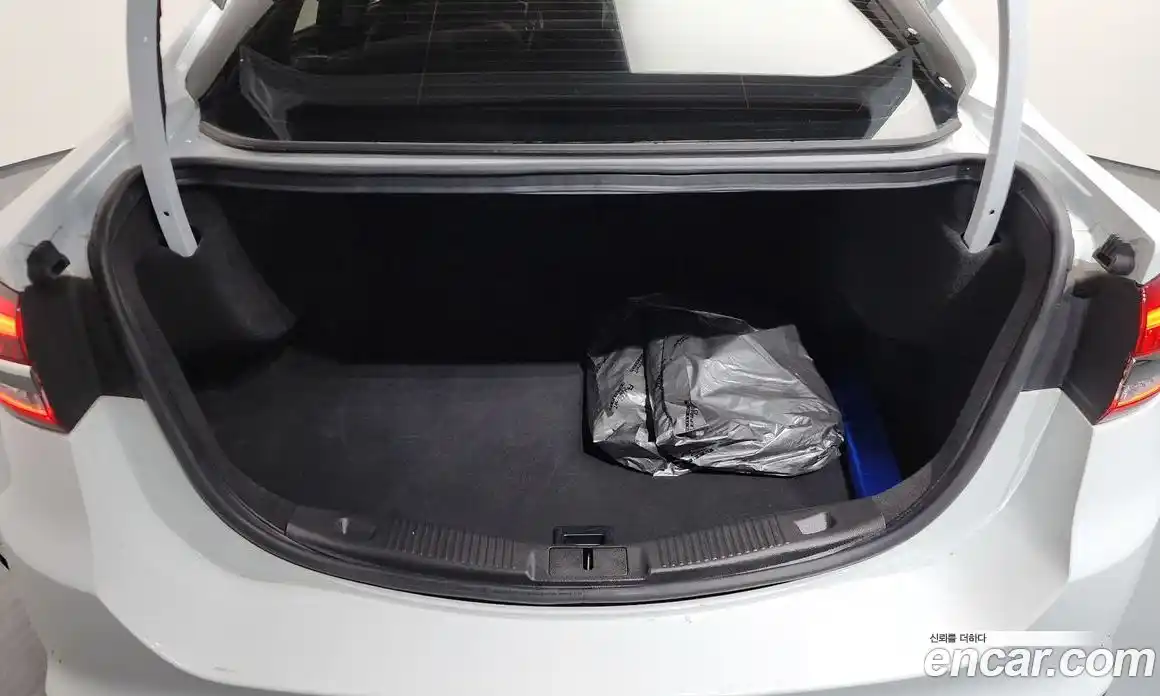 Ford Mondeo 2020 2.0 Автомат в Москве № 170867, фото 9