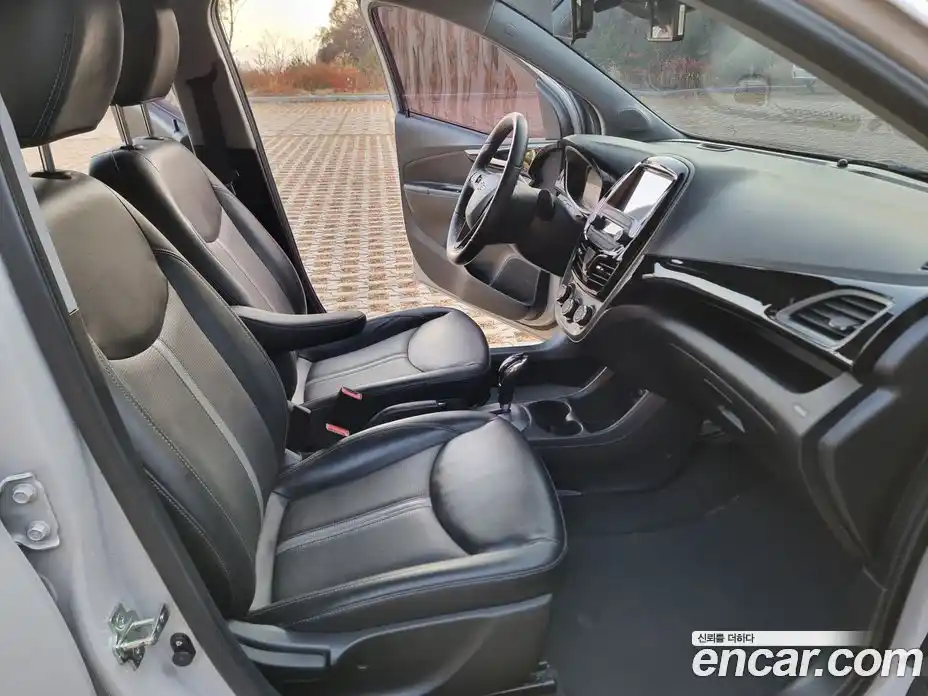 Chevrolet Spark 2019 1.0 Автомат в Москве № 175363, фото 11