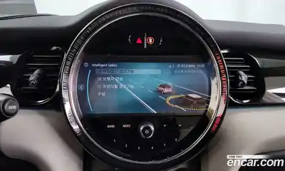 Mini Cooper 2023 2.0 Автомат в Москве № 176137, миниатюра 9