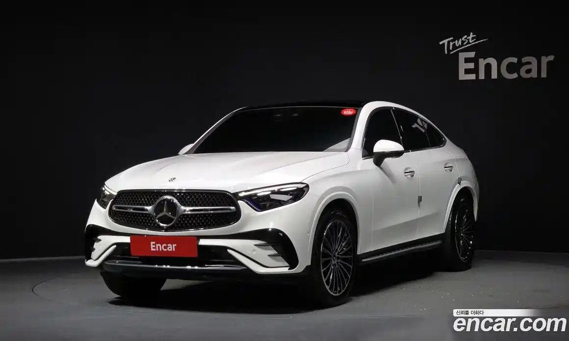 Mercedes-Benz GLC-Class 2024 2.0 Автомат в Москве № 176629, фото 1