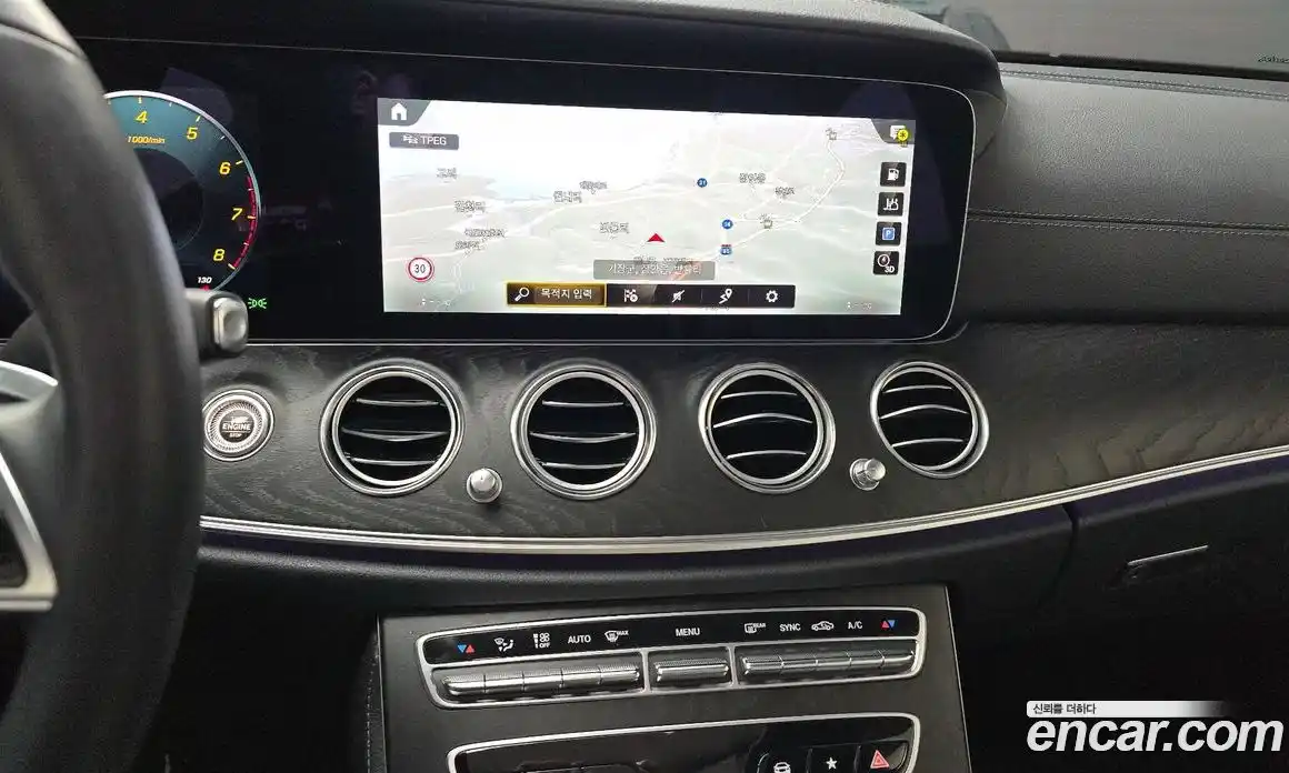 Mercedes-Benz E-Class 2023 2.0 Автомат в Москве № 180284, фото 16