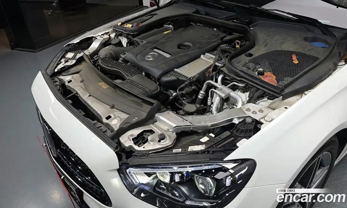 Mercedes-Benz E-Class 2023 2.0 Автомат в Москве № 180284, фото 6