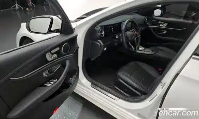 Mercedes-Benz E-Class 2023 2.0 Автомат в Москве № 180284, миниатюра 10