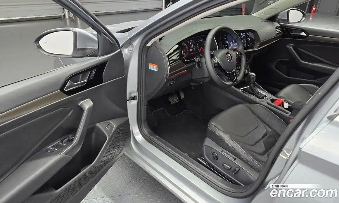 Volkswagen Jetta 2020 1.4 Автомат в Москве № 185136, фото 12