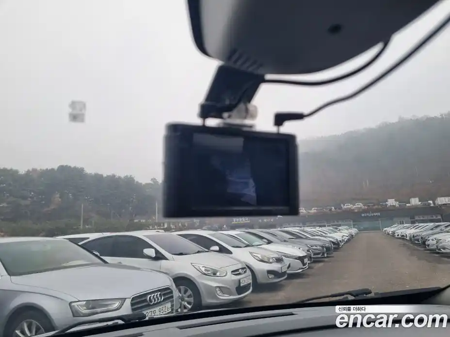 Renault QM3 2017 1.5 Автомат в Москве № 186420, фото 9