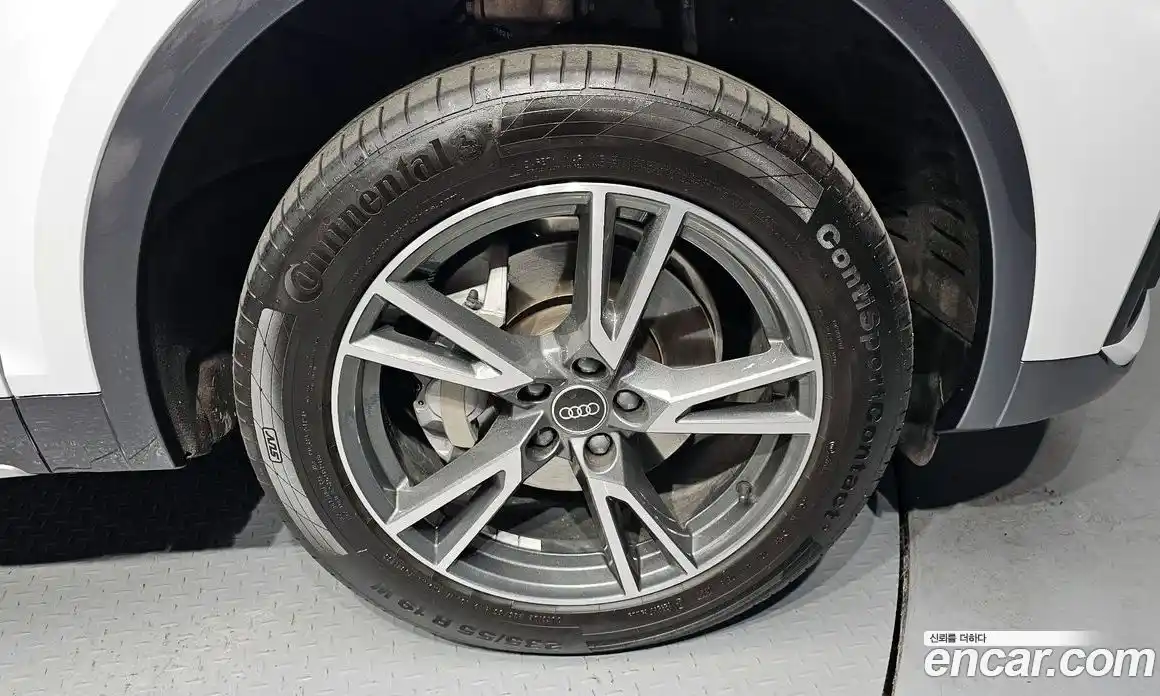 Audi Q5 2022 2.0 Автомат в Москве № 187645, фото 15