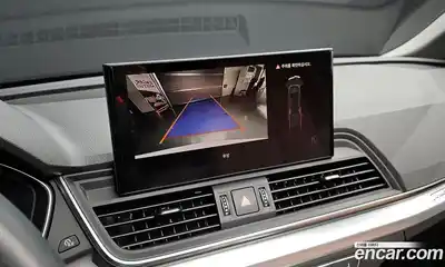 Audi Q5 2022 2.0 Автомат в Москве № 187645, миниатюра 2