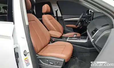 Audi Q5 2022 2.0 Автомат в Москве № 187645, миниатюра 4