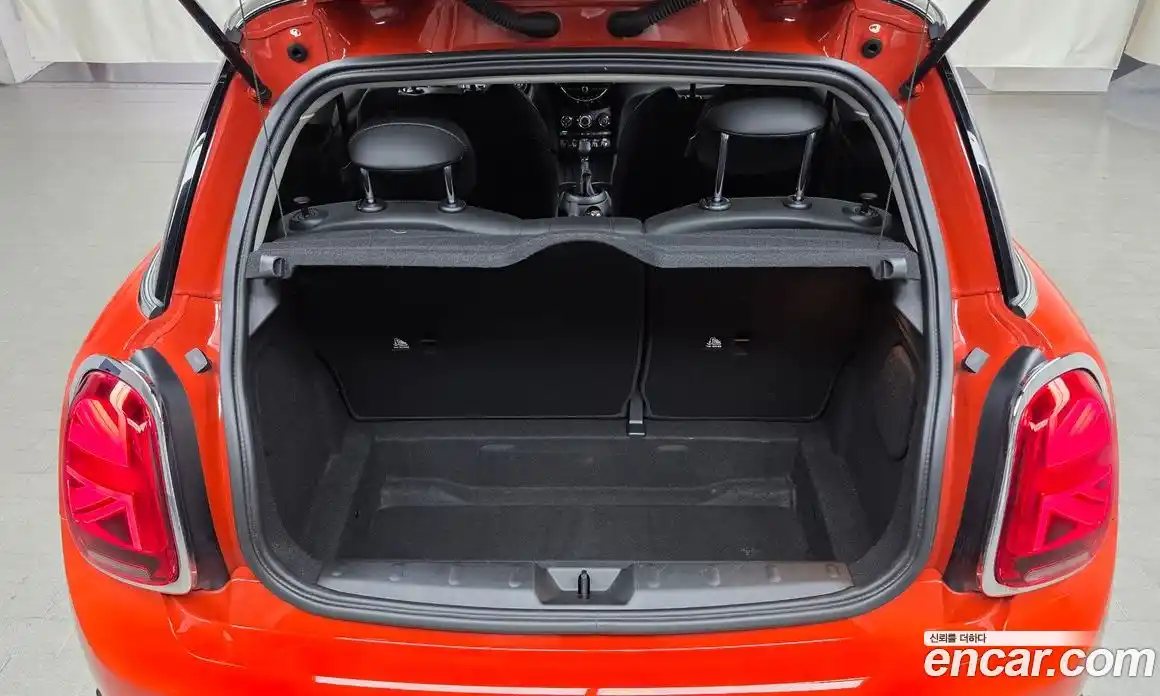 Mini Cooper 2019 1.5 Автомат в Москве № 189397, фото 15