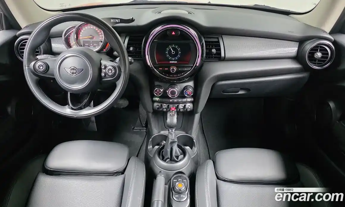 Mini Cooper 2019 1.5 Автомат в Москве № 189397, фото 4