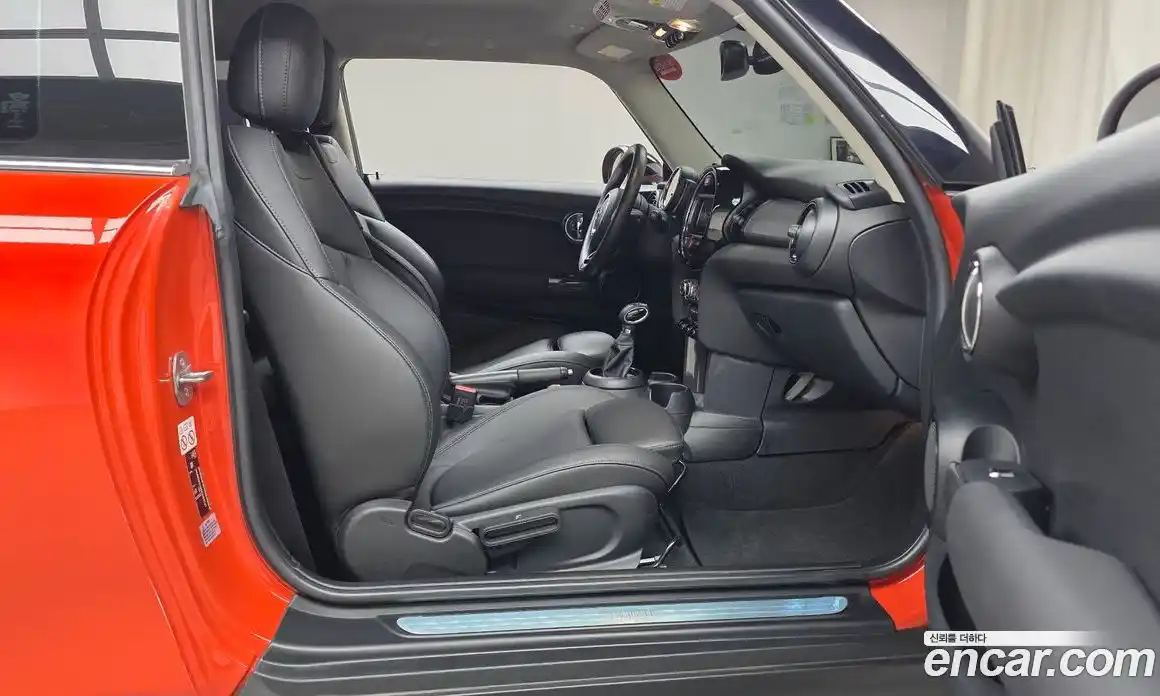 Mini Cooper 2019 1.5 Автомат в Москве № 189397, фото 5