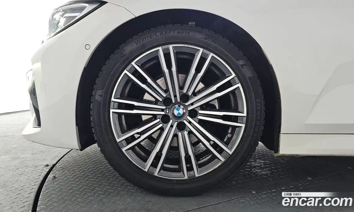 BMW 3-Series 2021 2.0 Автомат в Москве № 191900, фото 3