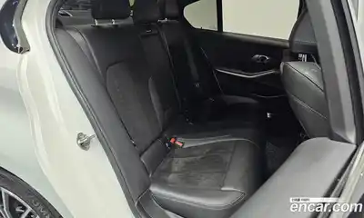 BMW 3-Series 2021 2.0 Автомат в Москве № 191900, миниатюра 8