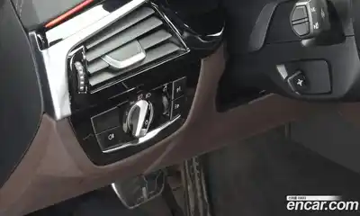 BMW 5-Series 2022 2.0 Автомат в Москве № 192247, миниатюра 4