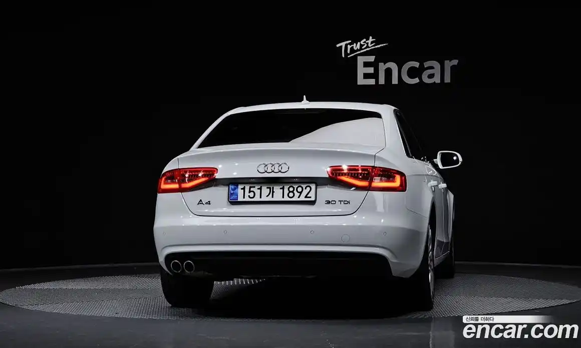 Audi A4 2016 2.0 Автомат в Москве № 192444, фото 14