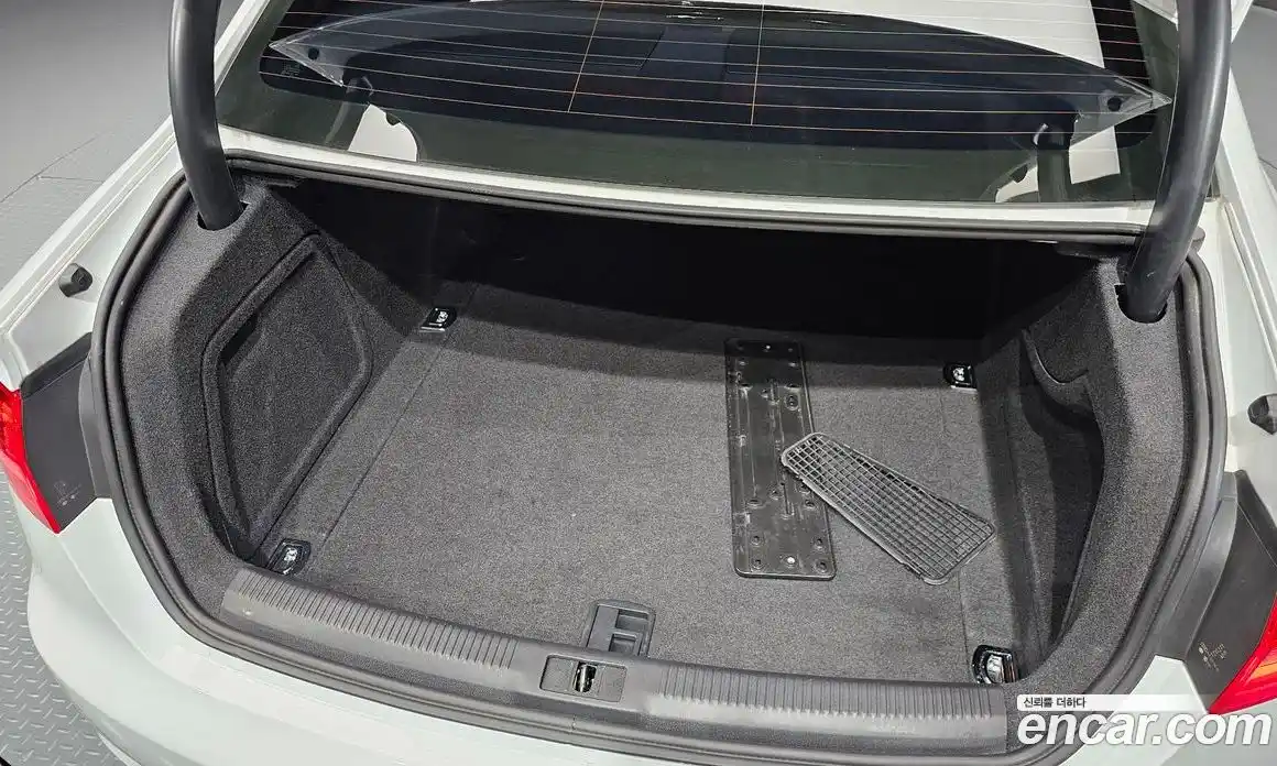 Audi A4 2016 2.0 Автомат в Москве № 192444, фото 6