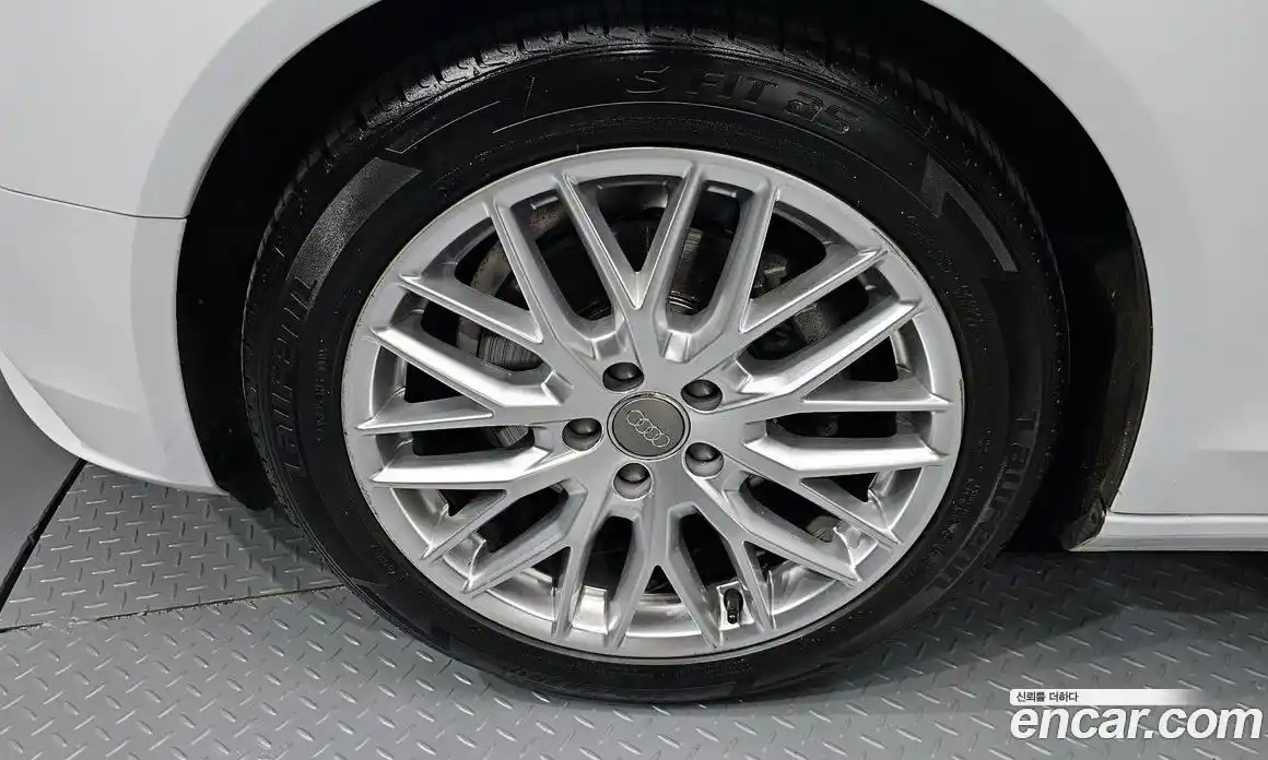 Audi A4 2016 2.0 Автомат в Москве № 192444, фото 10