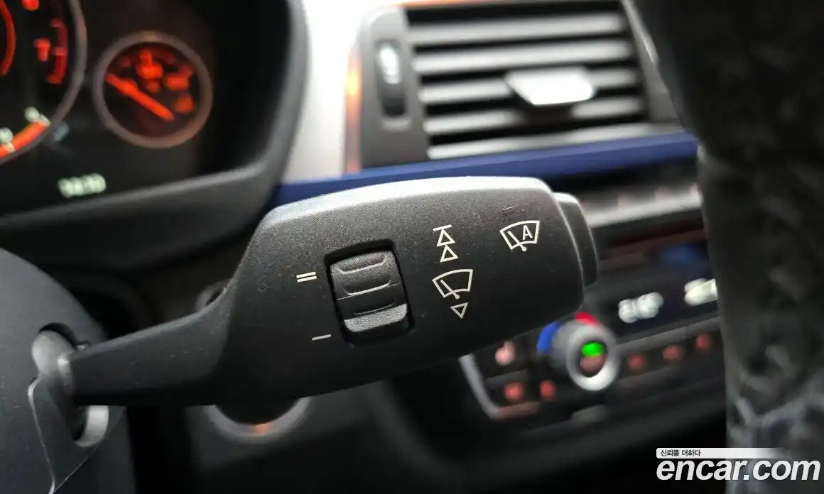 BMW 3-Series 2016 2.0 Автомат в Москве № 193218, фото 17