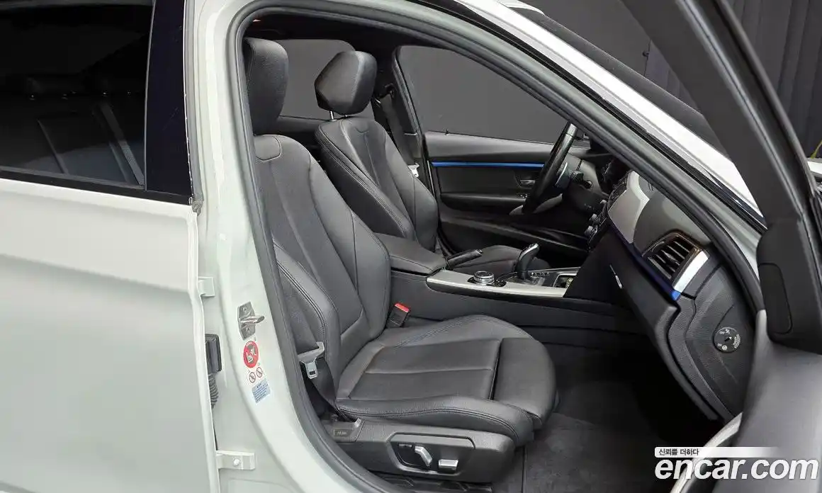 BMW 3-Series 2016 2.0 Автомат в Москве № 193218, фото 18