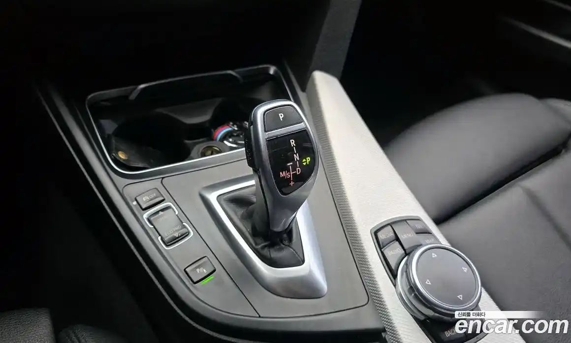 BMW 3-Series 2016 2.0 Автомат в Москве № 193218, фото 7