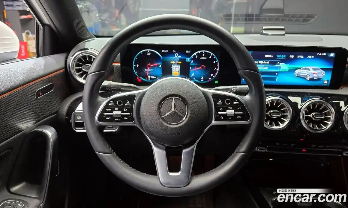 Mercedes-Benz A-Class 2022 2.0 Автомат в Москве № 193736, фото 17