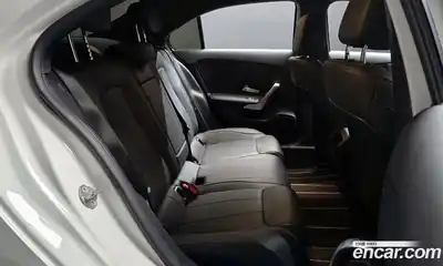 Mercedes-Benz A-Class 2022 2.0 Автомат в Москве № 193736, миниатюра 5