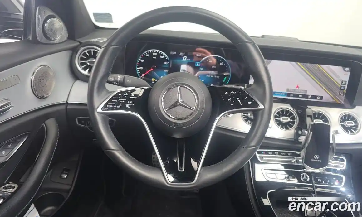 Mercedes-Benz E-Class 2021 2.0 Автомат в Москве № 194458, фото 13