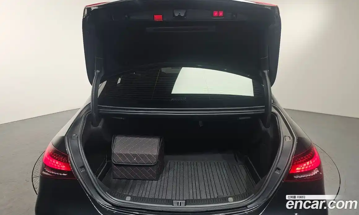 Mercedes-Benz E-Class 2021 2.0 Автомат в Москве № 194458, фото 20