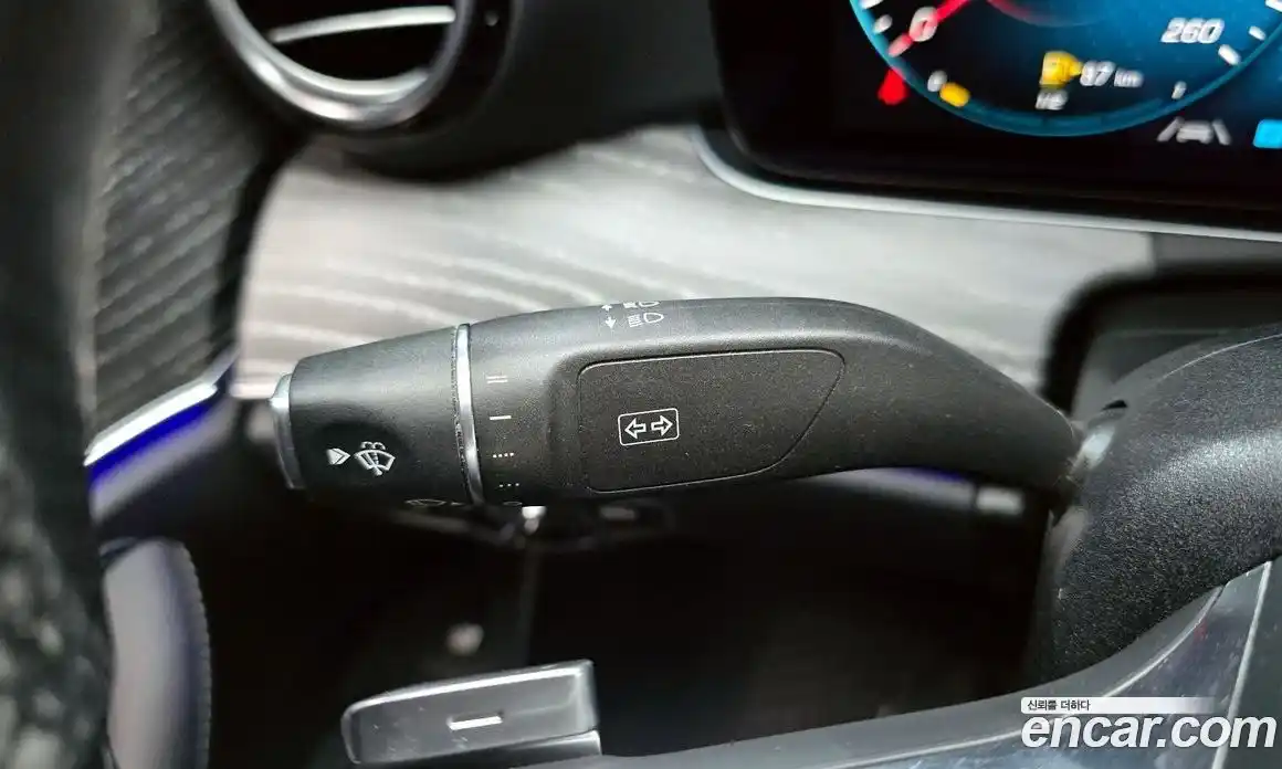 Mercedes-Benz E-Class 2021 2.0 Автомат в Москве № 194823, фото 13