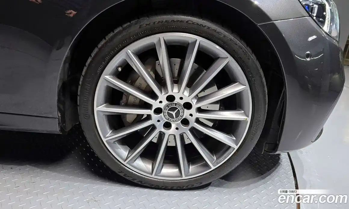 Mercedes-Benz E-Class 2021 2.0 Автомат в Москве № 194823, фото 16