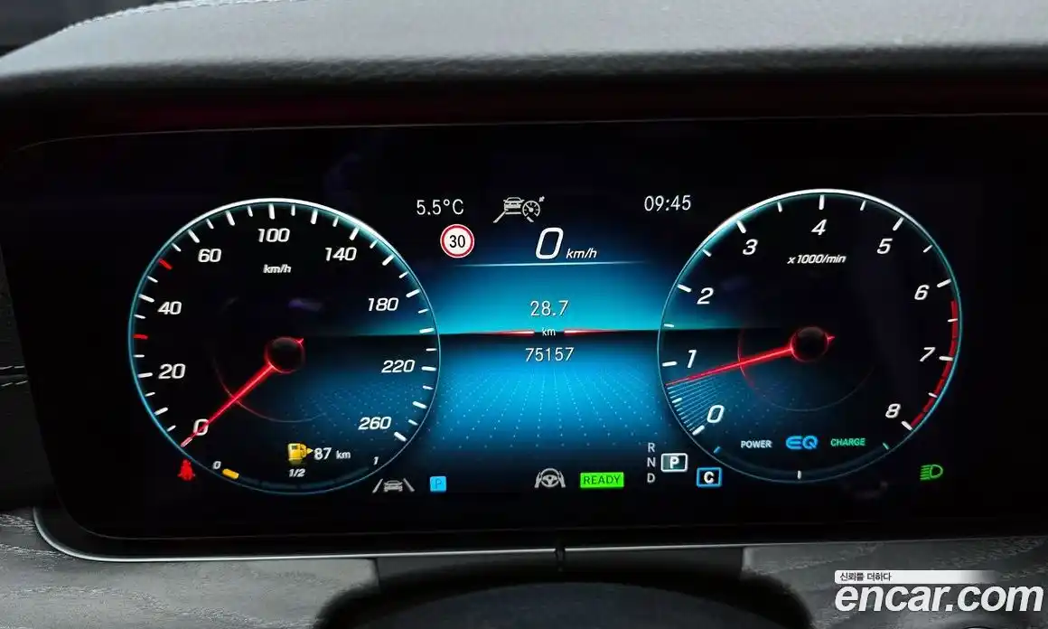 Mercedes-Benz E-Class 2021 2.0 Автомат в Москве № 194823, фото 19